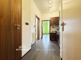 Pronájem světlého bytu s klimatizací, 1+kk, 32 m2 v Plzeň -  - 3