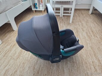 Dětská autosedačka BRITAX RÖMER BABY-SAFE 3 i-SIZE - 3