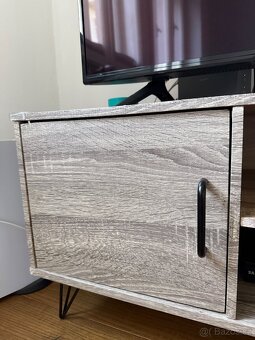 VidaXL TV stolek - 3