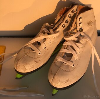 BRUSLE dívčí zn. BOTAS vel.35 - 3