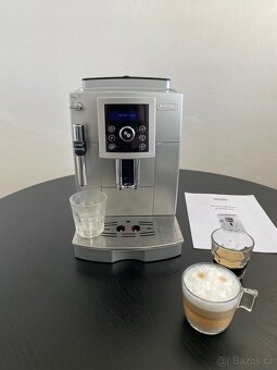 Kávovar Delonghi Magnifica ECAM - 3