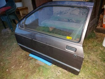 Dveře Ford Sierra coupe /XR4 - 3