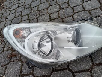 Přední pravé světlo Opel Corsa D - 3