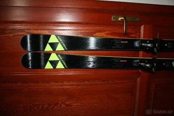 lyže Fischer RC4 175 cm , drevo , titan - 3