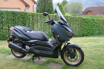 Yamaha XMAX 300 TechMax, r.v. 11/23, 3.400 km - 3