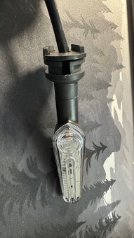 Blinkry směrovky na Yamaha R7 Mt07 Mt09 R9 Tenere 7 XSR 700 - 3