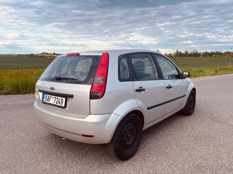Ford Fiesta 1.3i - 3