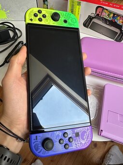 Nintendo switch OLED LIMITOVANÁ EDICE SPLATOON + přísluš. - 3
