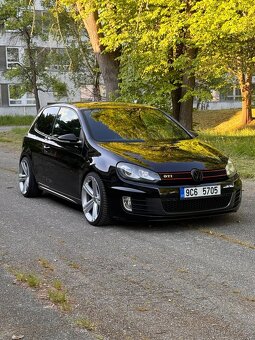 Volkswagen Golf Mk6 GTI - 3