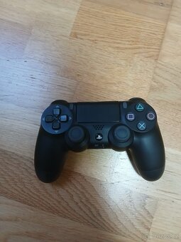 Ps4 pro 1tb - 3