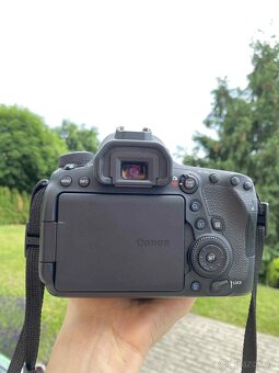 Canon EOS 6D Mark II + objektiv 24-105mm/f4 - 3