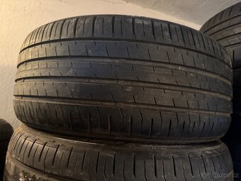 225/45R17 - 3