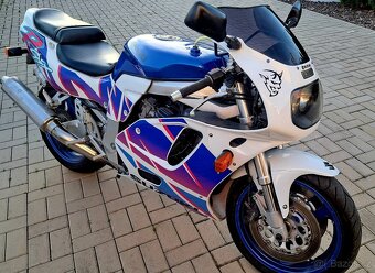 Prodam Gsxr 750 1993 po servisu origo plasty - 3