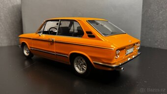 BMW 2000 Tii Touring BMW collection model 1/18 - 3