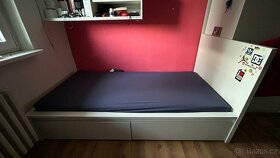 Prodám postel s úložným prostorem - 3