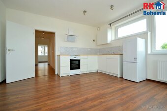 Pronájem novostavby bytu 2+kk s balkónem a parkovacím stáním - 3
