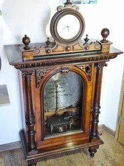 Starožitný hrací stroj Polyphon, Lipsko, Německo, 1898 - 3