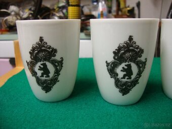 Starožitné porcelánové pohárky Berlín výroba Wallendorf top - 3