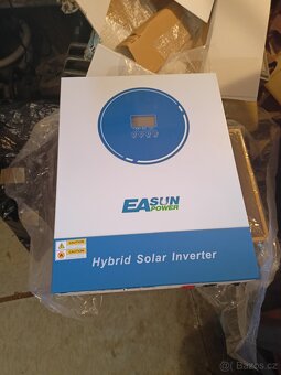 Solární invertor, střídač, Hybridní měnič EASUN - 11 Kw - 3