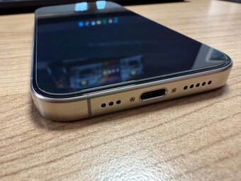 iPhone 15 Pro 256Gb - 3