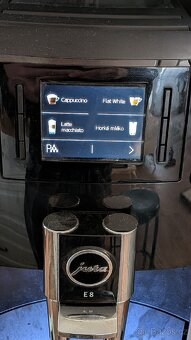 Kávovar JURA E8 - 3