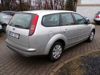 Ford Focus 1,6 i16V GHIA,KLIMA - 3