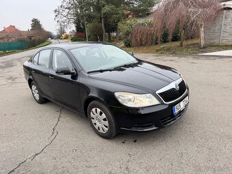 Octavia 2 facelift 2009 1.4i  237t km plně funkční - 3