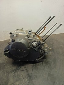 HONDA CBR 125R JC39-E - 3