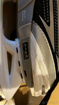 Rostoucí lední brusle - 3