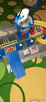 Auto policejní naklaďák - 3