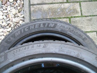 2ks Michelin 235.45.18 98V Superb III / IV - 3