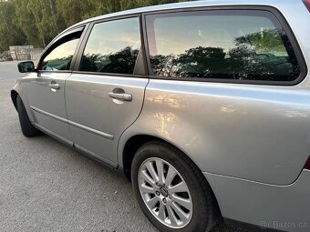 Volvo v50 - 3