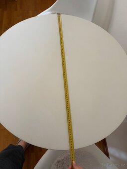 Kuchyňský stůl s židlemi - 3