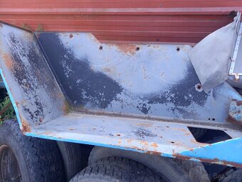 Zetor zadní blatník - 3