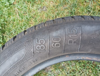 Pneu a kola Renault R15 - 3