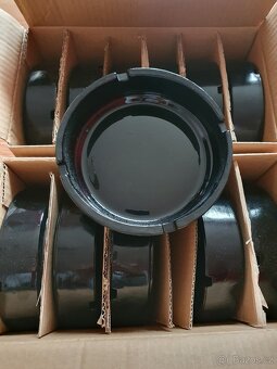 Popelník 14,5 cm sklenený. Nové - 3