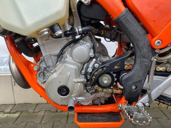 KTM 350 EXC-F. - 3