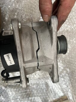 zánovní alternator škoda octavia felicia - 3