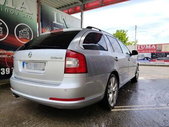 Škoda Octavia combi 2.0 TDI RS - 3