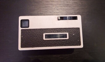 Kodak Instamatic 324 - 3