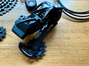 Komponenty na kolo Sram XX1 a X01 AXS - 3