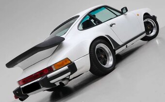 Porsche 911 3.0 SC z roku 1981 - 3