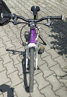Dětské kolo Woom 4 - fialové, TOP stav - 3