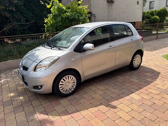Toyota Yaris 1,3i 74kwr.v 2010 naj 130t - 3