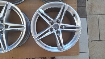 Alu kola Audi 18" 5x112 8J ET40 A4b9 - 3