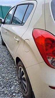 Hyundai i20 AUTOMAT (RV - 2013) - 3
