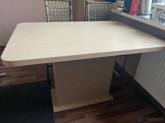 Kuchyňský stůl - 3
