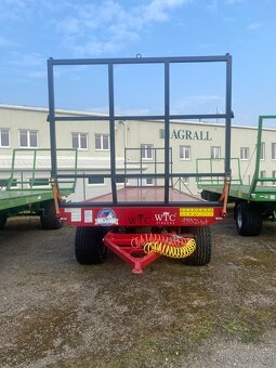 Traktorový přepravník balíků PLT 14 skladem - 3