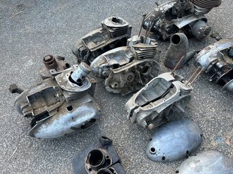 JAWA / ČZ MOTORY - 3