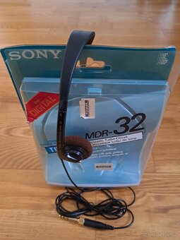 Sluchátka SONY MDR-32 - 3